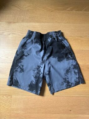 Adidas Aeroready Boys' Black & Gray Tie-Dye Athletic Shorts - Size S (8)